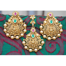 Multicolor Pearly Gold Dangler With Maang Tikka