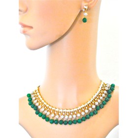 Regal Necklace Set with Emeralds