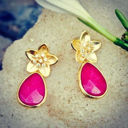 Ruby Jade Flower Stud Earrings 