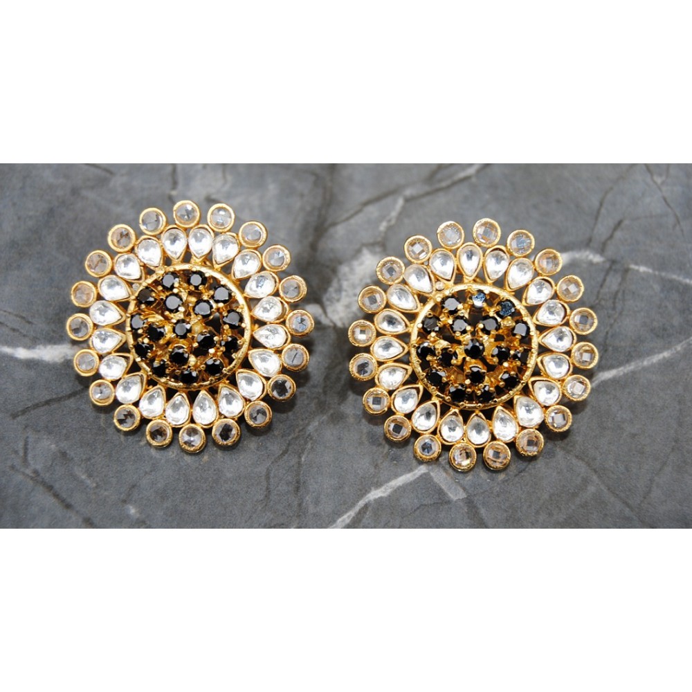 18kt Designer type Diamond Stud Earrings Design & Price, India
